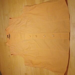 Woman's 'Jones New York " sleeveless blouse